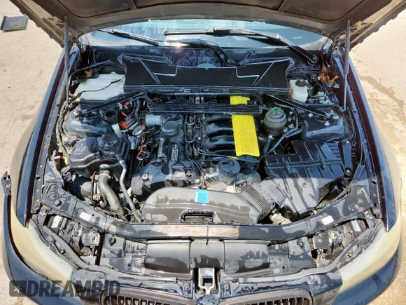 2010 BMW 3 Series 328i z VIN WBAPH5G53ANM71003, wystawiony jako Copart lot #60752595 z przebiegiem Nie podano mil oraz Szkoda całkowita • Salvage title. Historia ofert i sprzedaży dostępna na DreamBid. Obrazek 11.