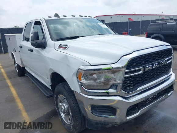 2024 Ram 2500 Tradesman with VIN 3C6UR5HJ1RG114588, listed as a IAAI auction lot 41923877 with 1,800 mi miles and . Bid and sale history available at DreamBid. Image 6.