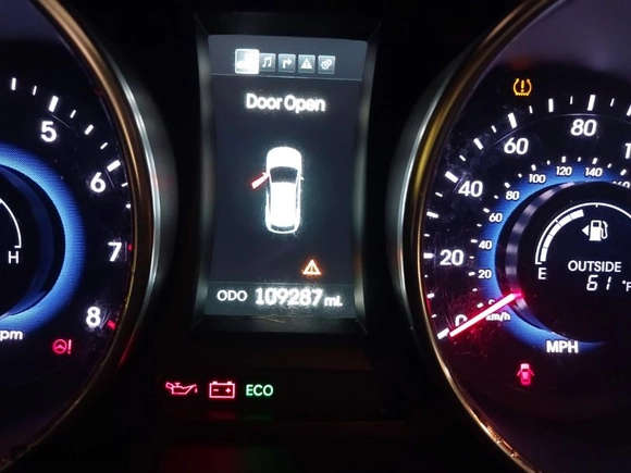 2014 Hyundai Santa Fe Sport with VIN 5XYZWDLA7EG191290, listed as a IAAI auction lot 41315030 with 109,287 mi miles. Bid and sale history available at carsss.com. Image 7.