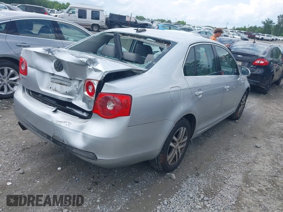 2006 Volkswagen Jetta 2.5L with VIN 3VWSF71K76M678490, listed as a IAAI auction lot 42508003 with 190,479 mi miles and . Bid and sale history available at DreamBid. Image 4.