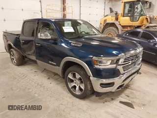 2021 Ram 1500 Laramie z VIN 1C6SRFJT6MN659212, wystawiony jako IAAI lot #41844895 z przebiegiem 45 076 mil mil oraz . Historia ofert i sprzedaży dostępna na DreamBid. Obrazek 1.