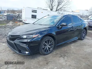 2023 Toyota Camry SE z VIN 4T1G11BK4PU096200, wystawiony jako IAAI lot #41888416 z przebiegiem 25 072 mil mil oraz . Historia ofert i sprzedaży dostępna na DreamBid. Obrazek 16.