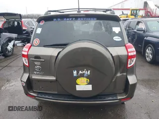 2011 Toyota RAV4 with VIN JTMBK4DV0B5099585, listed as a IAAI auction lot 41502571 with 162,850 mi miles. Bid and sale history available at carsss.com. Image 16.