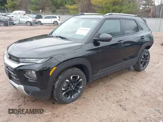 2022 Chevrolet TrailBlazer LT with VIN KL79MRSL6NB012136, listed as a IAAI auction lot 42081098 with 34,760 mi miles. Bid and sale history available at carsss.com. Image 2.