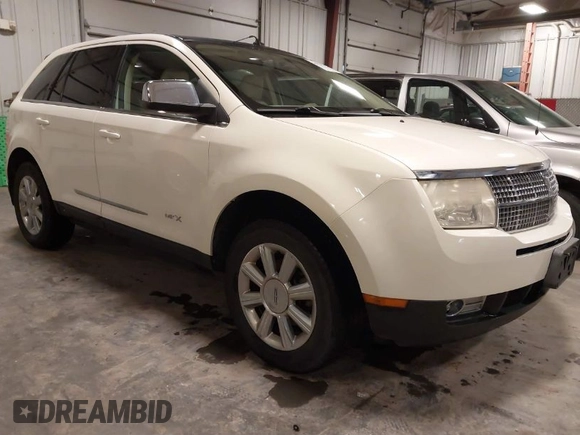 2007 Lincoln MKX with VIN 2LMDU88C57BJ02373, listed as a IAAI auction lot 41870551 with 191,193 mi miles. Bid and sale history available at carsss.com. Image 1.