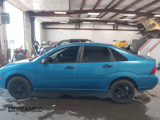 2007 Ford Focus S with VIN 1FAFP34N27W262385, listed as a IAAI auction lot 42526524 with 183,733 mi miles and . Bid and sale history available at DreamBid. Image 14.