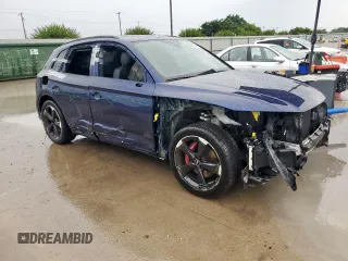2020 Audi SQ5 Premium Plus with VIN WA1B4AFY6L2019896, listed as a Copart auction lot 60093995 with 63,050 mi miles and Salvage title. Bid and sale history available at DreamBid. Image 4.