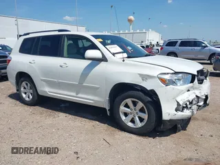 2009 Toyota Highlander z VIN JTEDS41A492089966, wystawiony jako IAAI lot #41854917 z przebiegiem 121 092 mil mil oraz . Historia ofert i sprzedaży dostępna na DreamBid. Obrazek 1.
