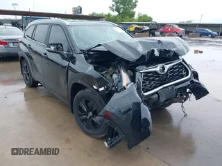 2023 Toyota Highlander L with VIN 5TDKDRAH9PS022978, listed as a IAAI auction lot 42447272 with 31,137 mi miles and . Bid and sale history available at DreamBid. Image 1.