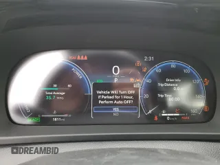 2025 Toyota Crown XLE z VIN JTDACAAJ4S3006538, wystawiony jako Copart lot #52365795 z przebiegiem 1811 mil mil oraz Szkoda całkowita • Salvage title. Historia ofert i sprzedaży dostępna na DreamBid. Obrazek 9.