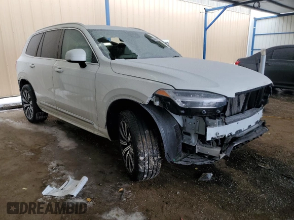 2024 Volvo XC90 Plus Bright Theme with VIN YV4L12PE3R1183549, listed as a Copart auction lot 44153945 with 8,268 mi miles and Salvage Title. Bid and sale history available at DreamBid. Image 4.