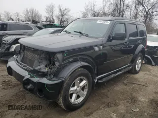2010 Dodge Nitro SXT z VIN 1D4PT5GK8AW113559, wystawiony jako Copart lot #44339295 z przebiegiem 217 829 mil mil oraz Szkody całkowita. Historia ofert i sprzedaży dostępna na DreamBid. Obrazek 1.