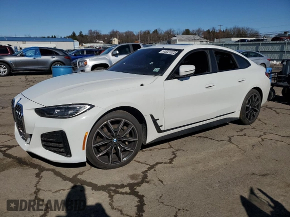 2022 BMW 4 Series 430i with VIN WBA63AV0XNFM13254, listed as a Copart auction lot 45221025 with 27,905 mi miles and Salvage title. Bid and sale history available at DreamBid. Image 1.