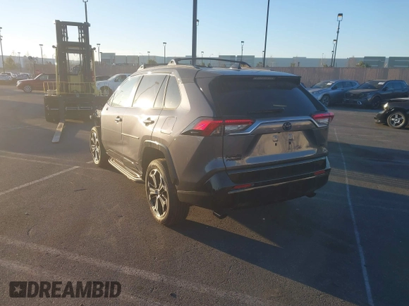 2024 Toyota RAV4 XSE with VIN JTMFB3FV3RD219968, listed as a IAAI auction lot 41305521 with 971 mi miles and . Bid and sale history available at DreamBid. Image 3.