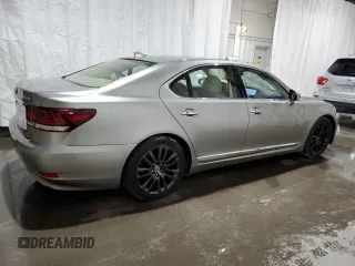 2017 Lexus LS with VIN JTHBL5EF1H5146379, listed as a Copart auction lot 52352925 with 82,320 mi miles and Non Repairable. Bid and sale history available at carsss.com. Image 3.