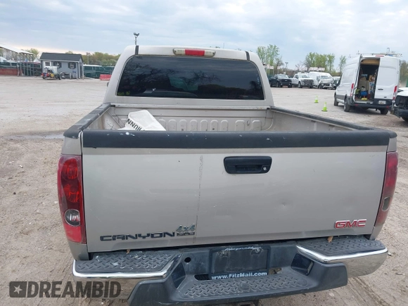 2007 GMC Canyon SLE2 with VIN 1GTDT13E978120901, listed as a IAAI auction lot 42036924 with 187,341 mi miles. Bid and sale history available at carsss.com. Image 17.