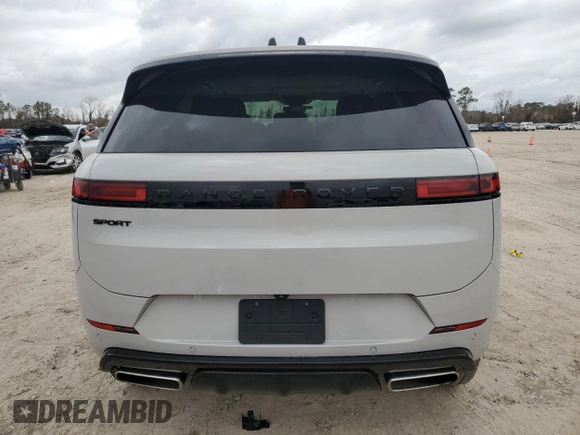 2024 Land Rover Range Rover Sport Dynamic SE with VIN SAL1L9FU3RA414870, listed as a Copart auction lot 43243595 with 1,808 mi miles and Salvage Title. Bid and sale history available at DreamBid. Image 6.