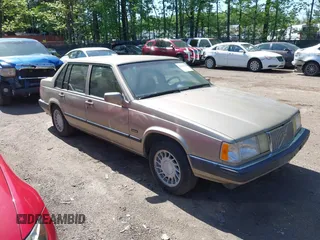 1994 Volvo 960 z VIN YV1KS9518R0046398, wystawiony jako IAAI lot #42105899 z przebiegiem 204 752 mil mil oraz . Historia ofert i sprzedaży dostępna na DreamBid. Obrazek 1.