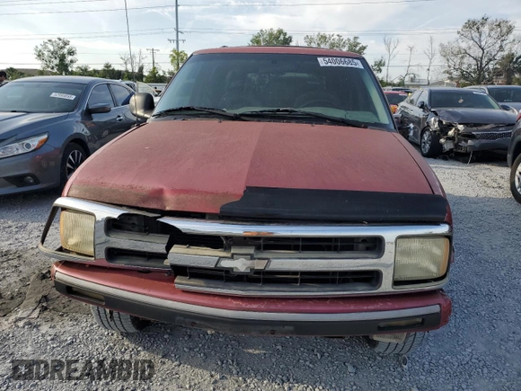 1996 Chevrolet Blazer z VIN 1GNCS13W7T2150216, wystawiony jako Copart lot #54006685 z przebiegiem 1 518 487 mil mil oraz Szkoda całkowita • Salvage title. Historia ofert i sprzedaży dostępna na DreamBid. Obrazek 5.