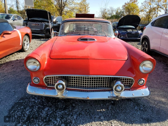1995 Ford Thunderbird with VIN P5FH109847, listed as a Copart auction lot 77318454 with 98,161 mi miles and Salvage Title. Bid and sale history available at DreamBid. Image 5.