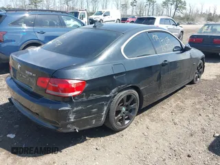 2008 BMW 3 Series 328xi z VIN WBAWC33578PD09140, wystawiony jako IAAI lot #42098531 z przebiegiem Nie podano mil oraz . Historia ofert i sprzedaży dostępna na DreamBid. Obrazek 4.