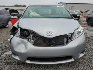 2017 Toyota Sienna L with VIN 5TDZZ3DC0HS887658, listed as a Copart auction lot 44546325 with 56,635 mi miles and Salvage Title. Bid and sale history available at DreamBid. Image 5.
