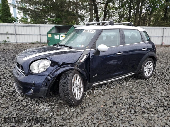 2015 MINI Countryman S z VIN WMWZC5C59FWP43388, wystawiony jako Copart lot #56876375 z przebiegiem 58 952 mil mil oraz Szkoda całkowita • Salvage title. Historia ofert i sprzedaży dostępna na DreamBid. Obrazek 1.