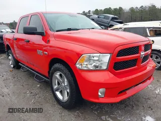 2015 Ram 1500 Express z VIN 1C6RR6KT3FS613158, wystawiony jako IAAI lot #41547473 z przebiegiem 302 452 mil mil oraz . Historia ofert i sprzedaży dostępna na DreamBid. Obrazek 1.
