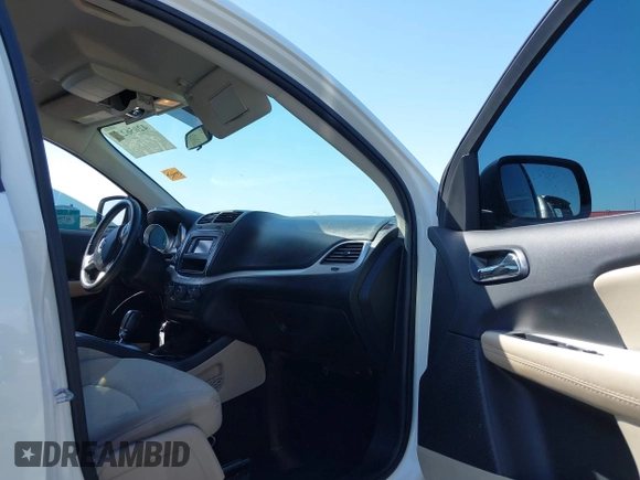 2018 Dodge Journey SE with VIN 3C4PDCAB0JT229335, listed as a IAAI auction lot 42056228 with 157,868 mi miles. Bid and sale history available at carsss.com. Image 5.
