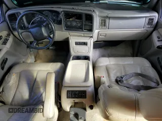 2002 Chevrolet Suburban LS with VIN 1GNEC16Z12J184734, listed as a Copart auction lot 86307774 with 199,773 mi miles and Salvage Title. Bid and sale history available at carsss.com. Image 8.