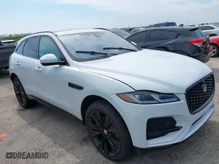 2021 Jaguar F-PACE S with VIN SADCJ2EU6MA686826, listed as a IAAI auction lot 40604845 with 1 mi miles. Bid and sale history available at carsss.com. Image 1.