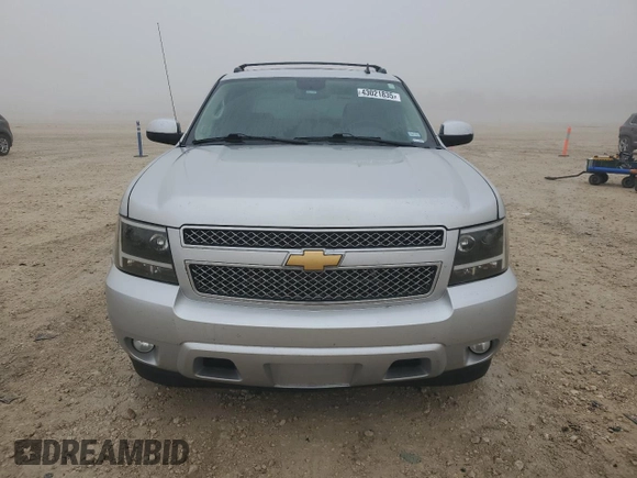 2013 Chevrolet Avalanche LT with VIN 3GNMCFE0XDG166068, listed as a Copart auction lot 43021835 with 148,575 mi miles and Salvage Title. Bid and sale history available at DreamBid. Image 5.