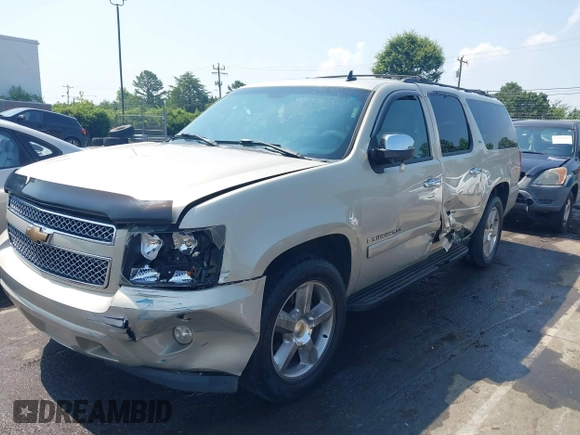 2007 Chevrolet Suburban LT with VIN 3GNFC16027G260735, listed as a IAAI auction lot 42584003 with 177,628 mi miles and . Bid and sale history available at DreamBid. Image 6.