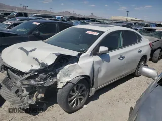2018 Nissan Sentra SV z VIN 3N1AB7AP9JY255291, wystawiony jako Copart lot #48235825 z przebiegiem Nie podano mil oraz Szkoda całkowita • Salvage title. Historia ofert i sprzedaży dostępna na DreamBid. Obrazek 1.