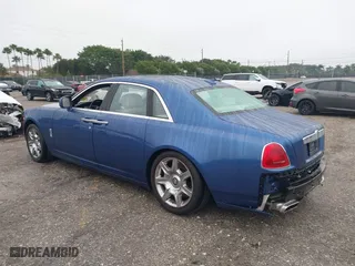 2011 Rolls-Royce Ghost with VIN SCA664S55BUX49548, listed as a IAAI auction lot 41395054 with 17,710 mi miles. Bid and sale history available at carsss.com. Image 3.