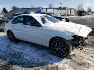 2021 Mercedes-Benz E-Class E 450 with VIN W1KZF5KB7MA947527, listed as a Copart auction lot 89355955 with 31,386 mi miles and Salvage Title. Bid and sale history available at carsss.com. Image 4.