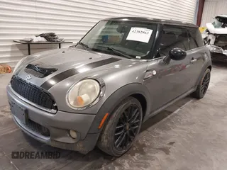 2008 MINI Hardtop S with VIN WMWMF73568TT87094, listed as a IAAI auction lot 42382863 with 114,764 mi miles and . Bid and sale history available at DreamBid. Image 2.