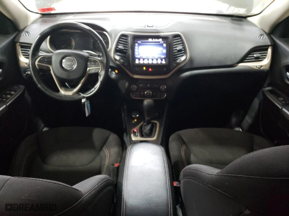 2016 Jeep Cherokee Altitude with VIN 1C4PJMCB0GW272264, listed as a Copart auction lot 84877824 with 160,834 mi miles and Salvage Title. Bid and sale history available at carsss.com. Image 8.