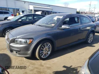 2010 Volvo C30 with VIN YV1672MKXA2171481, listed as a Copart auction lot 79916064 with 44,660 mi miles and Salvage Title. Bid and sale history available at DreamBid. Image 1.