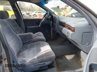 1995 Chevrolet Lumina with VIN 2G1WL52M8S1200543, listed as a IAAI auction lot 41513411 with 160,747 mi miles and . Bid and sale history available at DreamBid. Image 5.