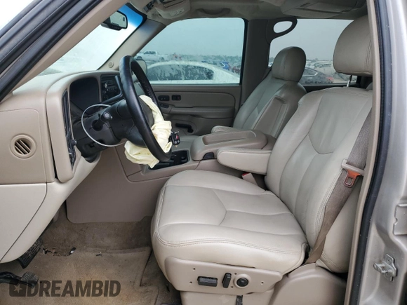 2005 GMC Yukon XL SLT with VIN 1GKEC16Z45J217761, listed as a Copart auction lot 51290375 with 204,236 mi miles and Salvage Title. Bid and sale history available at carsss.com. Image 7.