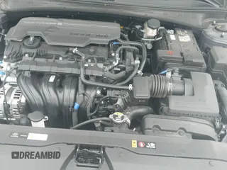 2025 Hyundai Elantra SE with VIN KMHLL4DG8SU910392, listed as a IAAI auction lot 43174872 with 6,028 mi miles and . Bid and sale history available at DreamBid. Image 19.