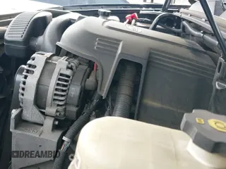 2014 Chevrolet Tahoe LS с VIN 1GNSCAE05ER128680, выставлен на аукционе IAAI как лот 42388442 с пробегом 240 611 миль миль и . История ставок и продаж доступна на DreamBid. Изображение 19.