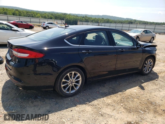 2017 Ford Fusion SE with VIN 3FA6P0HD4HR332988, listed as a Copart auction lot 62794235 with 61,706 mi miles and Salvage title. Bid and sale history available at DreamBid. Image 3.