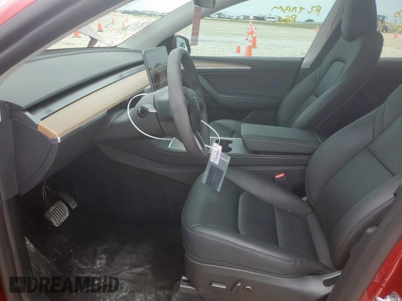 2024 Tesla Model Y Long Range with VIN 7SAYGDEE3RA224498, listed as a Copart auction lot 60441175 with 19,081 mi miles and Clean title. Bid and sale history available at DreamBid. Image 7.