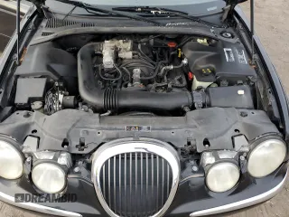 2000 Jaguar S-Type V8 z VIN SAJDA01D5YGL12576, wystawiony jako Copart lot #81679383 z przebiegiem 124 354 mil mil oraz Czysty tytuł • Clean title. Historia ofert i sprzedaży dostępna na DreamBid. Obrazek 11.