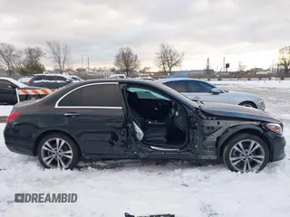 2021 Mercedes-Benz C 300 с VIN W1KWF8EB0MR640153, выставлен на аукционе IAAI как лот 41164310 с пробегом 34 364 миль миль и . История ставок и продаж доступна на DreamBid. Изображение 13.