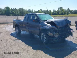2009 Ford F-150 XL with VIN 1FTPX14V59KC92445, listed as a IAAI auction lot 40280550 with 213,709 mi miles. Bid and sale history available at carsss.com. Image 1.