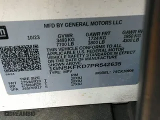 2023 Chevrolet Suburban Premier with VIN 1GNSKFKD7PR542635, listed as a IAAI auction lot 41672529 with 26,409 mi miles. Bid and sale history available at carsss.com. Image 9.