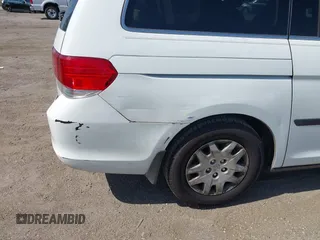2008 Honda Odyssey LX с VIN 5FNRL38208B085053, выставлен на аукционе IAAI как лот 42301338 с пробегом 209 993 миль миль и . История ставок и продаж доступна на DreamBid. Изображение 6.